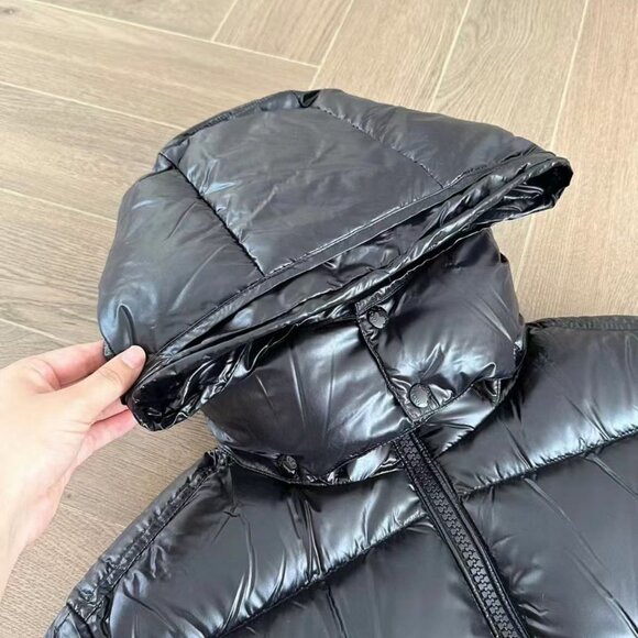 Moncler Men's Maya Down Jacket Size M - Picture 5 of 9